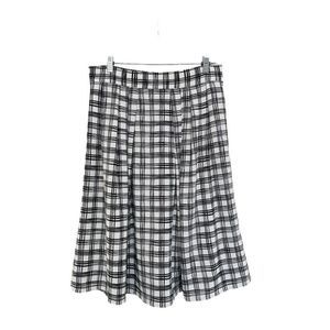 5 for $30 Eva Mendes Skirt White & Black Women's Size 6 Excellent Condition